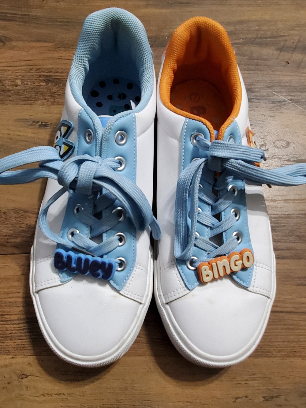 Ground Up Women’s - Bluey and Bingo Court Sneakers - Size 7